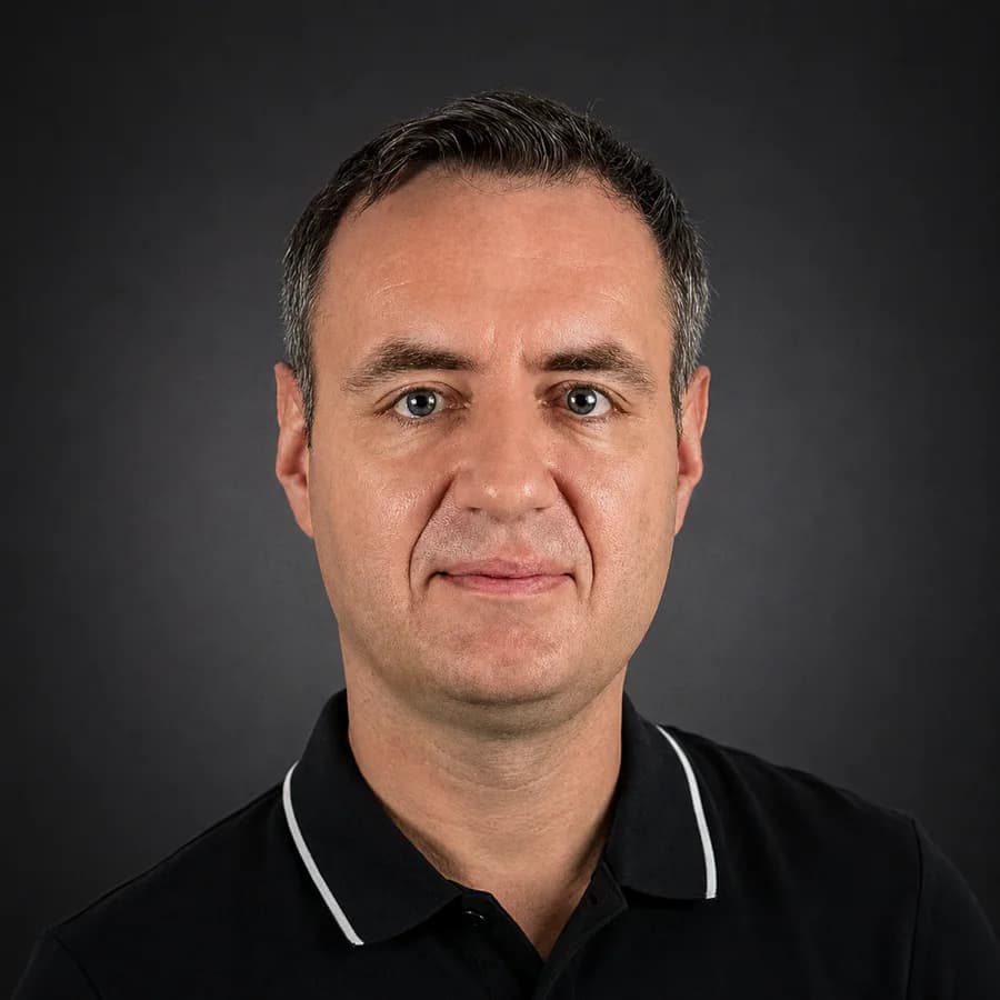 Valentín Popescu — Co-Founder & Director, MOTIV PERÚ
